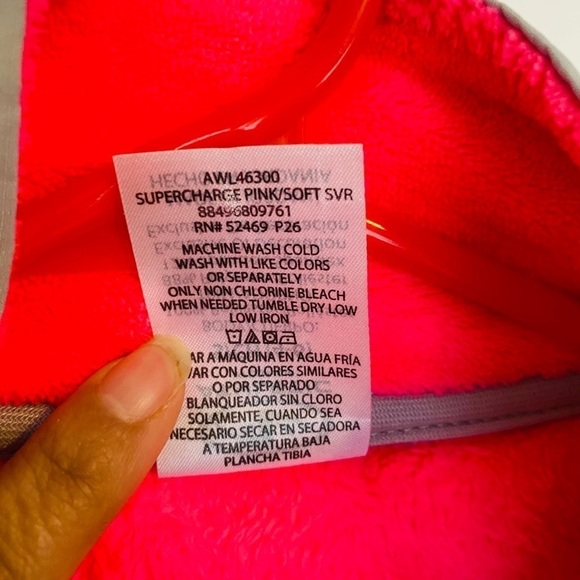 Athletic winter jacket with zipper women’s sports jacket size small pre owned - Picture 8 of 16